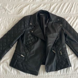 Cute faux leather jacket worn once!